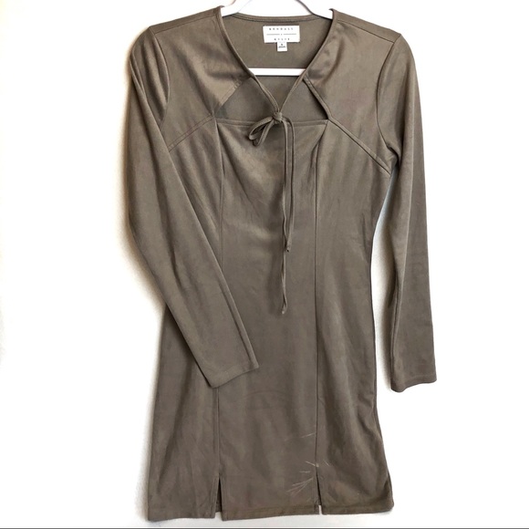 📦 Kendall & Kylie | Faux Suede Long Sleeve Dress - Picture 2 of 8